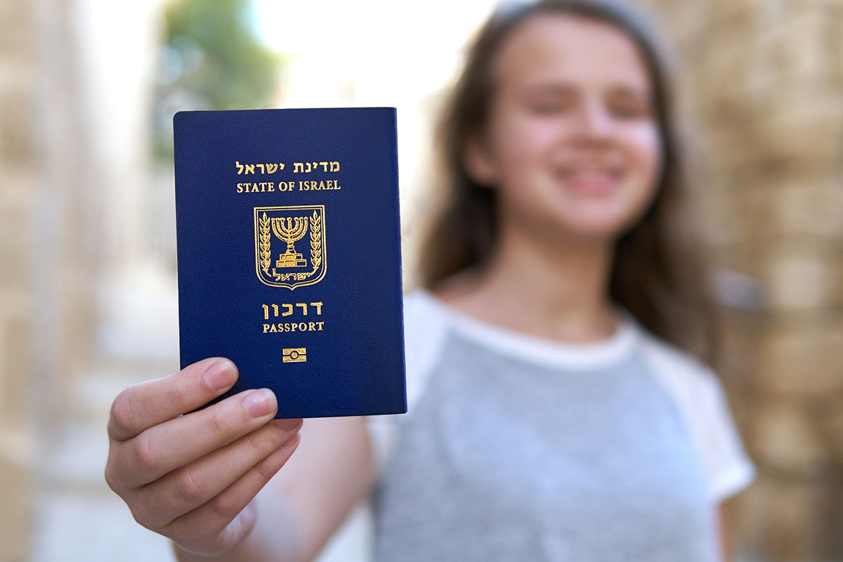 Girl with Israeli passport